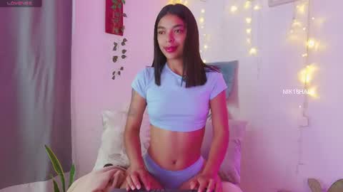 Snapshot of nicolle_swt chatting on 06.19.26 Nicolle online show from 06.19.26