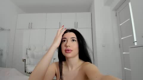 Snapshot of nicolledelight chatting on 03.02.26 Nicolle online show from 03.02.26