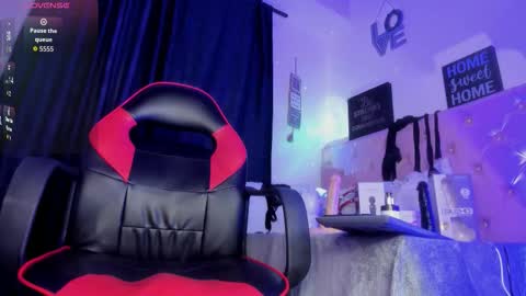 nicollee_77 online show from 02.05.26