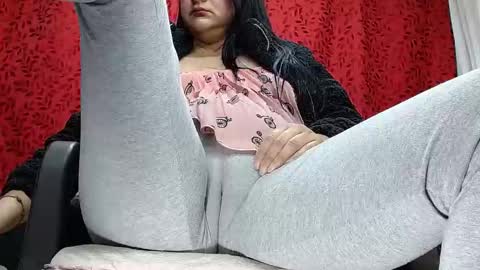 NICOLLE online show from 11.14.25