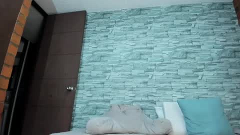 Snapshot of nicollesofia3 chatting on 02.21.25 nicollesofia3 online show from 02.21.25