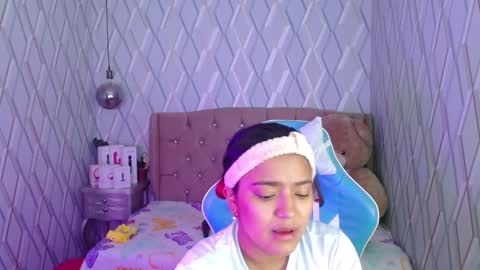 Nicolle Miley online show from 02.16.25