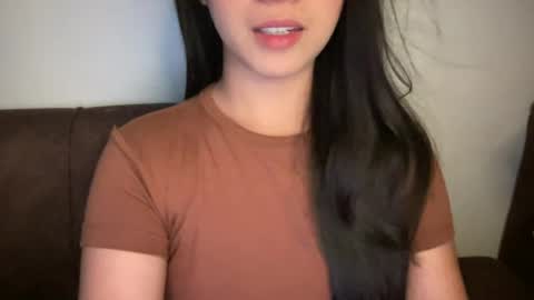 Snapshot of nicollete_snow chatting on 07.16.26 NIC 333 online show from 07.16.26