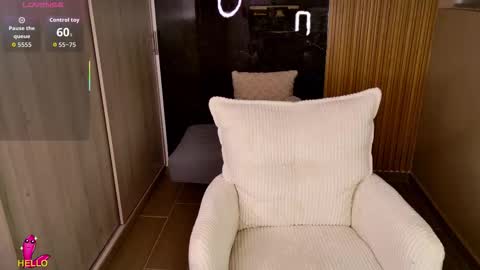 NicolRoss online show from 03.21.26