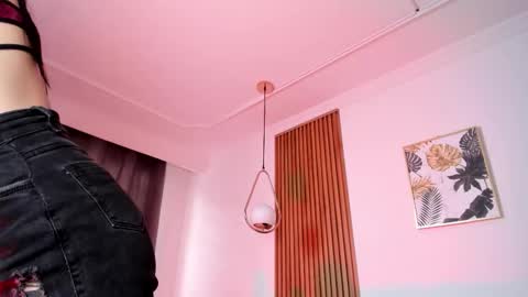 Nicol online show from 10.17.25