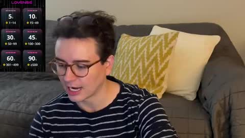 Snapshot of nigelhart chatting on 12.17.24 Nigel Hart online show from 12.17.24