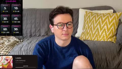 Snapshot of nigelhart chatting on 12.29.24 Nigel Hart online show from 12.29.24