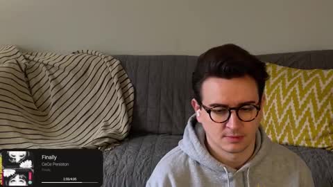 Snapshot of nigelhart chatting on 12.31.24 Nigel Hart online show from 12.31.24