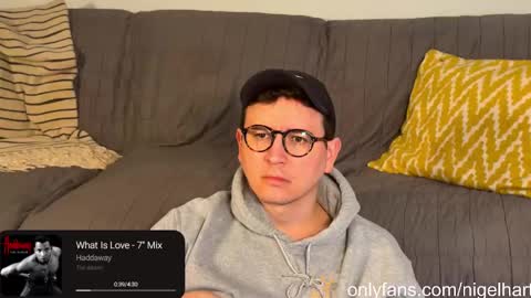 Snapshot of nigelhart chatting on 02.06.25 Nigel Hart online show from 02.06.25