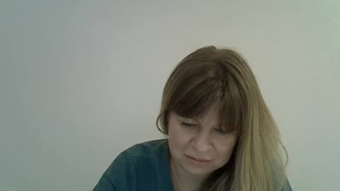 Snapshot of night__light chatting on 11.28.25 night__light online show from 11.28.25