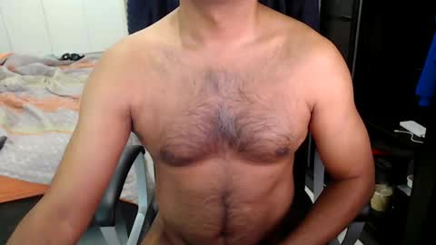 night_rider09711 online show from 01.13.25