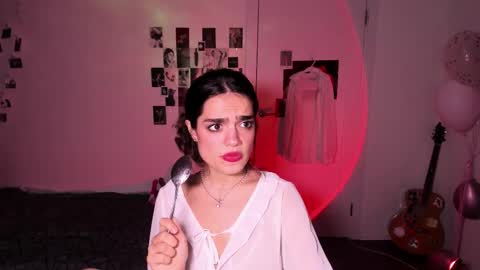 Daisy online show from 11.03.25