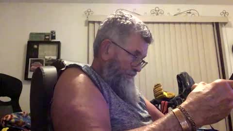 nightmoves1970 online show from 10.19.25