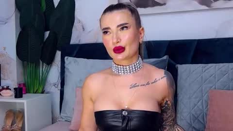 Iris online show from 12.05.25