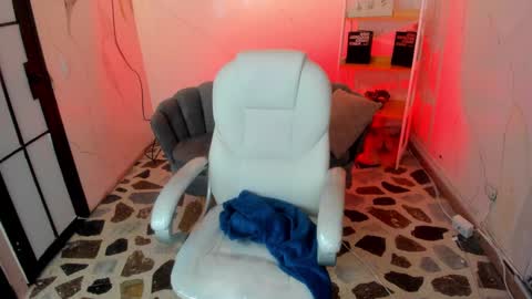 Anni online show from 09.19.25