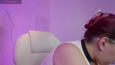 Anni online show from 11.25.25