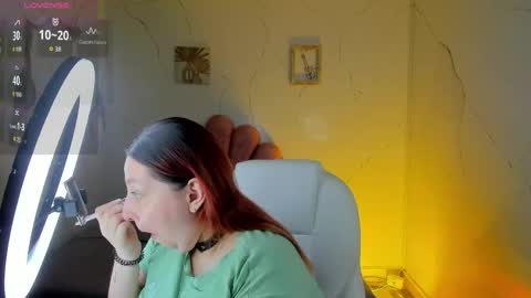 Anni online show from 04.16.26