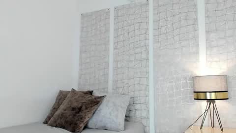 Niicole online show from 09.22.25