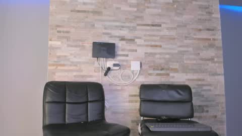 Nicoleth Mendez  online show from 02.17.26