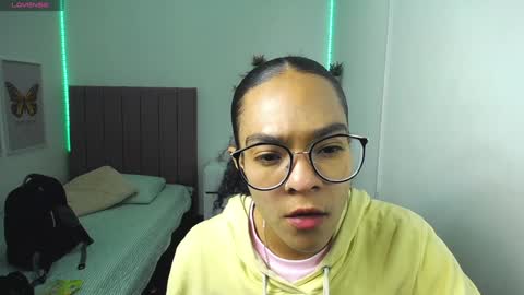 Snapshot of niina_lovee_ chatting on 12.02.24 online show from 12.02.24