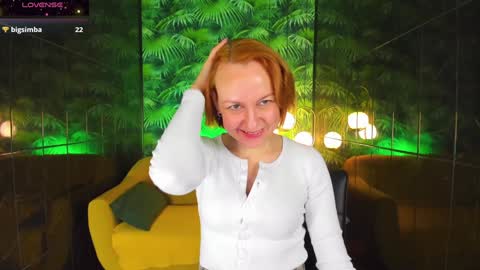 Snapshot of nika_gentle chatting on 12.09.24 Nika online show from 12.09.24