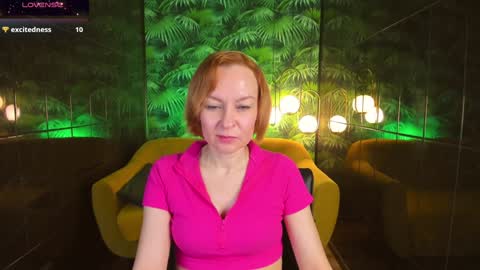 Snapshot of nika_gentle chatting on 12.12.24 Nika online show from 12.12.24