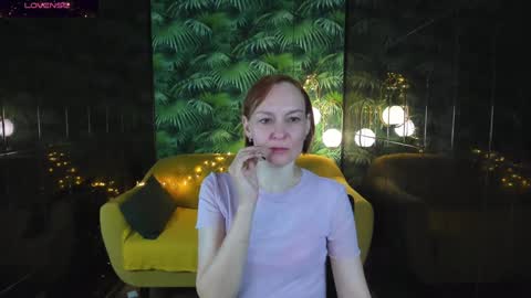 Snapshot of nika_gentle chatting on 01.03.25 Nika online show from 01.03.25