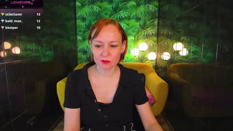 Snapshot of nika_gentle chatting on 01.08.25 Nika online show from 01.08.25
