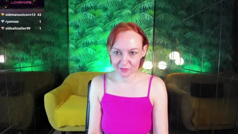 Snapshot of nika_gentle chatting on 01.18.25 Nika online show from 01.18.25