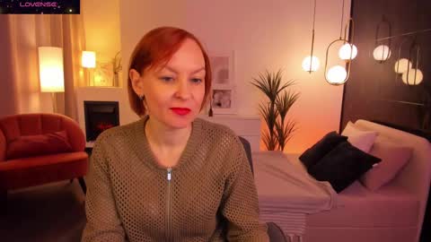 Snapshot of nika_gentle chatting on 02.21.25 Nika online show from 02.21.25