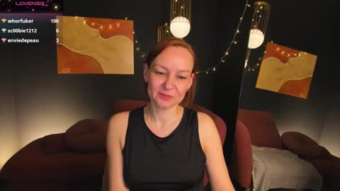 Snapshot of nika_gentle chatting on 03.04.25 Nika online show from 03.04.25