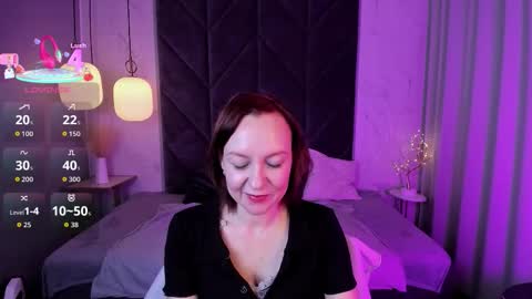 Snapshot of nika_gentle chatting on 10.19.25 Nika online show from 10.19.25