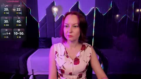 Snapshot of nika_gentle chatting on 10.20.25 Nika online show from 10.20.25