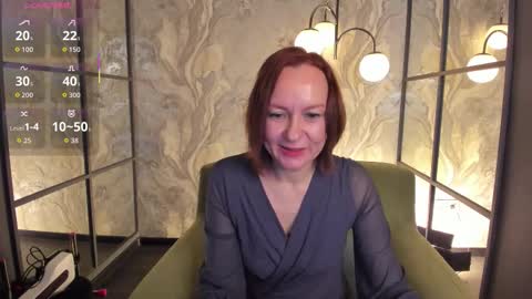 Snapshot of nika_gentle chatting on 10.24.25 Nika online show from 10.24.25