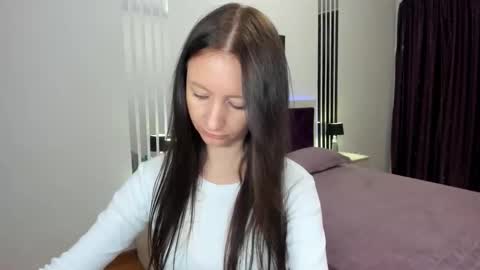 Snapshot of nikalewis chatting on 04.25.26 NikaLewis online show from 04.25.26