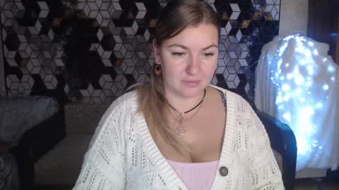 Nika online show from 11.25.25