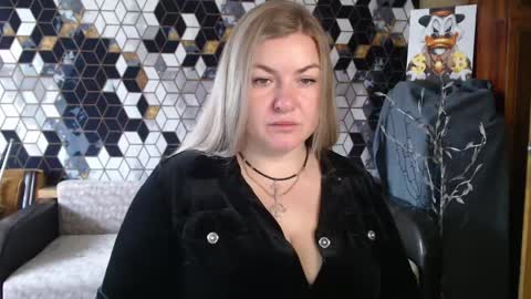 Nika online show from 04.13.26