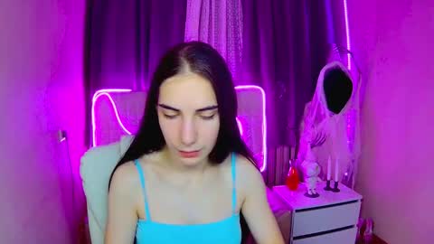 nikastarkk online show from 10.10.25