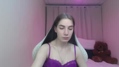 nikastarkk online show from 04.17.26