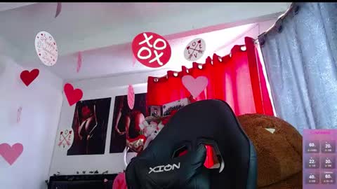 Snapshot of niki_1998 chatting on 06.25.26 Natalia online show from 06.25.26