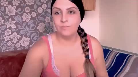 Snapshot of niki_leex chatting on 12.04.24 niki_leex online show from 12.04.24