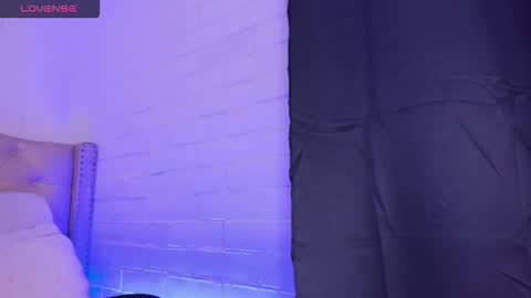 Niikii online show from 11.06.25