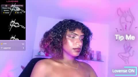 Snapshot of nikitakisskm chatting on 10.22.25 nikitakisskm online show from 10.22.25