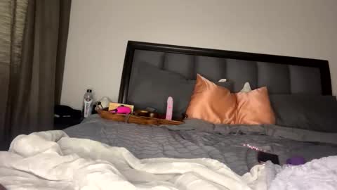 nikitalove104 online show from 09.12.25