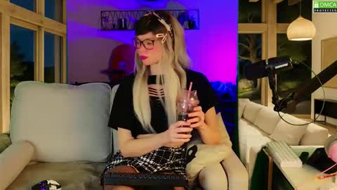 Kitty Chatte online show from 03.03.26