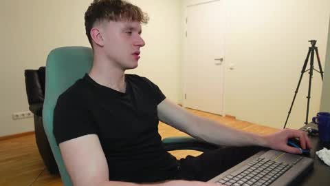 nikki online show from 04.04.26