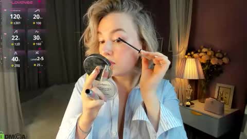 Nikki online show from 10.17.25