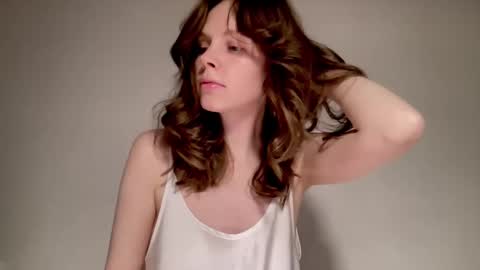 Snapshot of nikki_mi chatting on 12.14.24 Nikki online show from 12.14.24