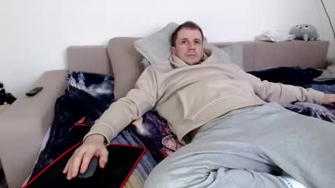 Snapshot of nikkiaadel chatting on 01.19.26 Nick online show from 01.19.26