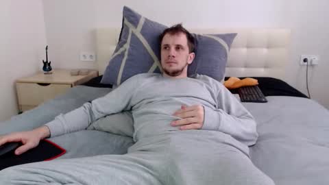 Snapshot of nikkiaadel chatting on 02.06.26 Nick online show from 02.06.26